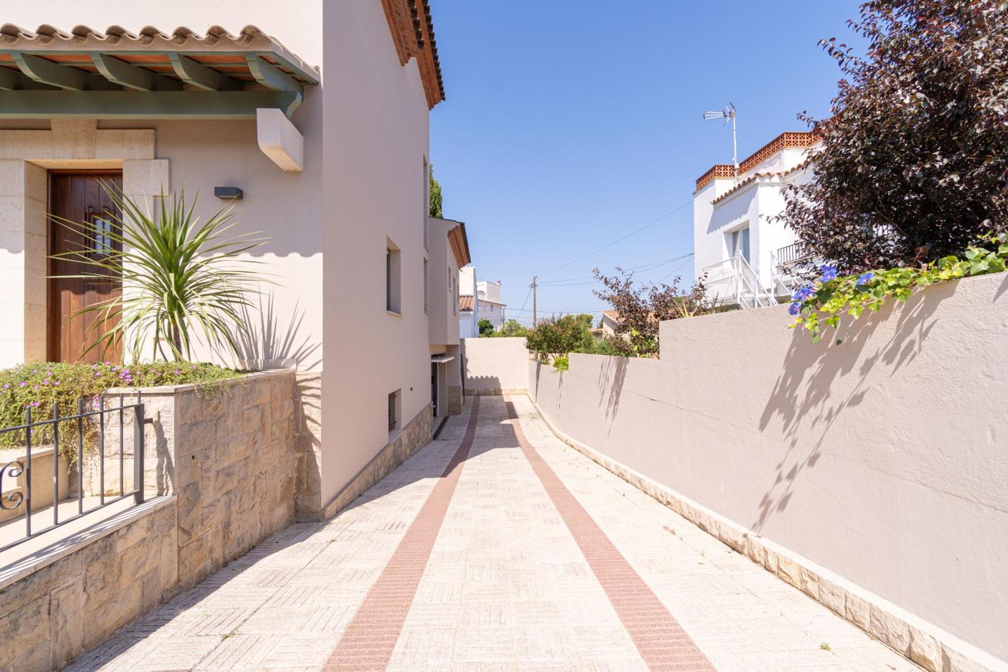 Villa Casa Lujuria Rosas Exterior foto